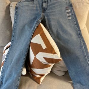 Levi’s 502, taper fit, new (never worn), size 34x32